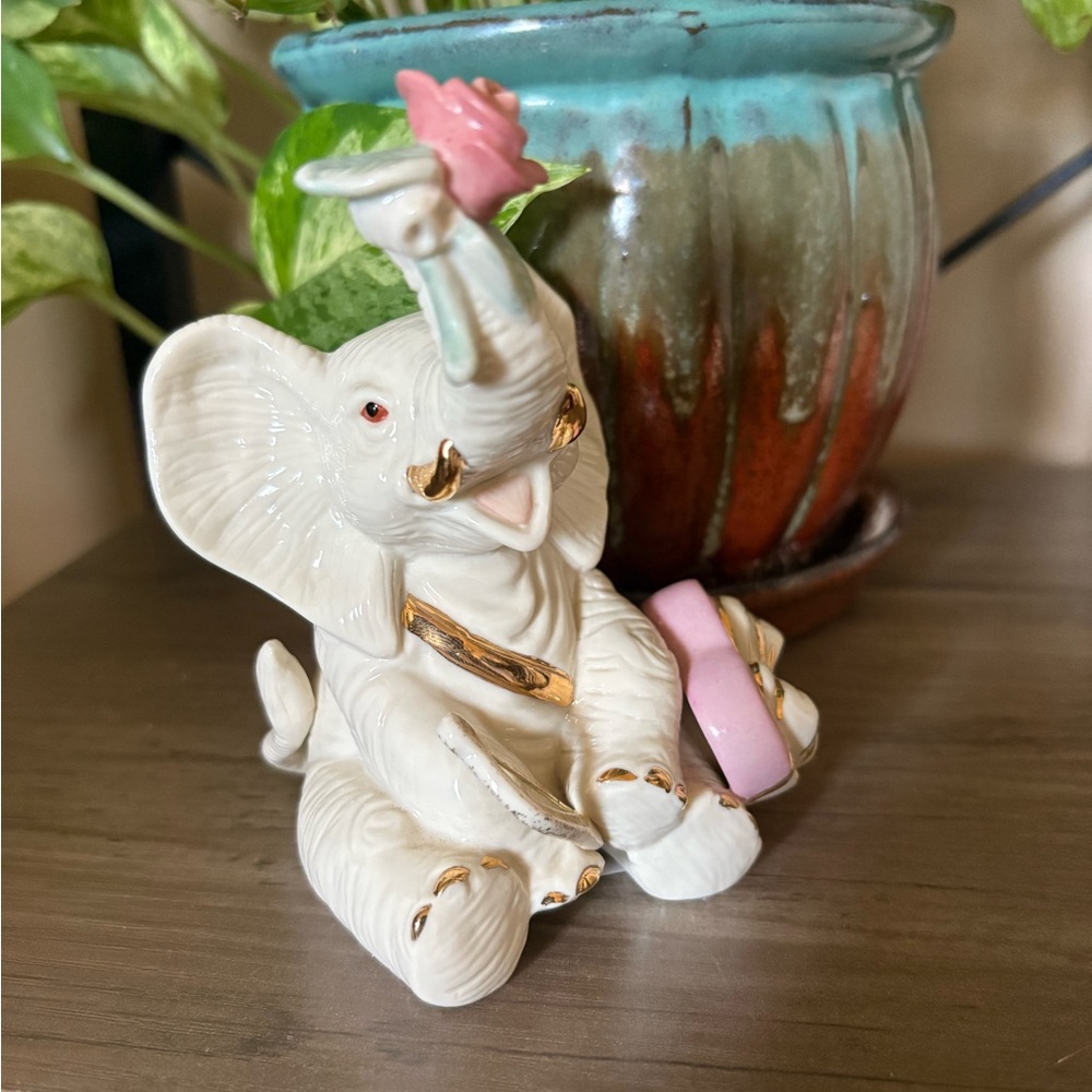 Lenox Tons of Love Elephant - Picture 5 of 5